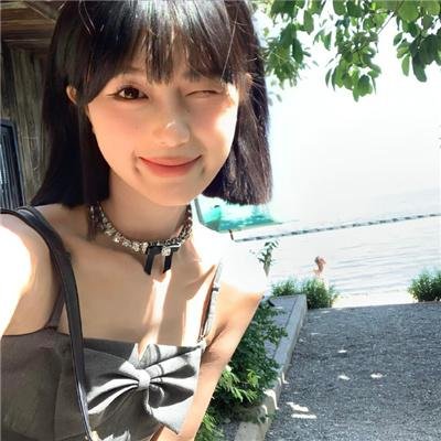 在这里